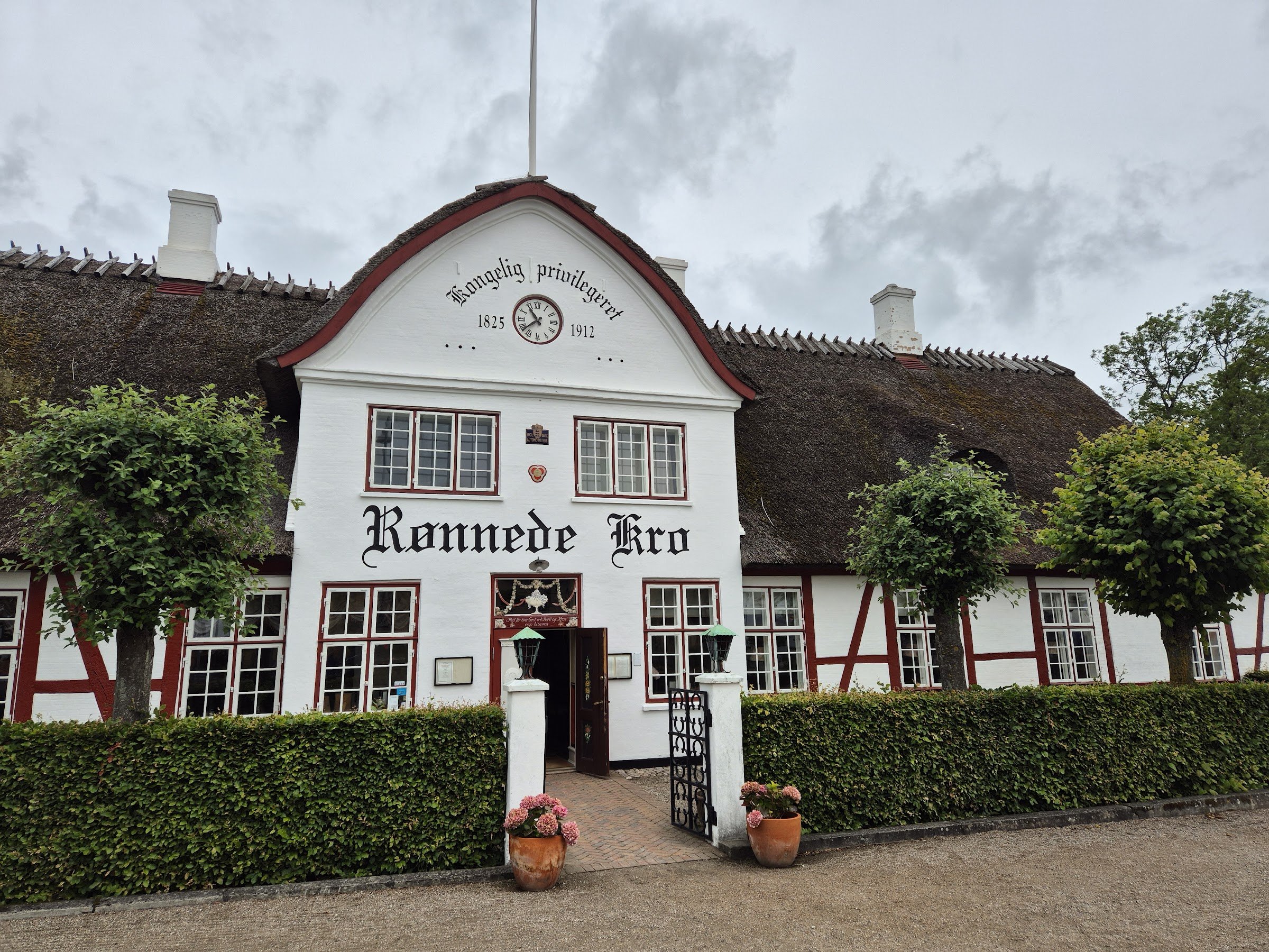 Rønnede Kro (Rønnede Inn)